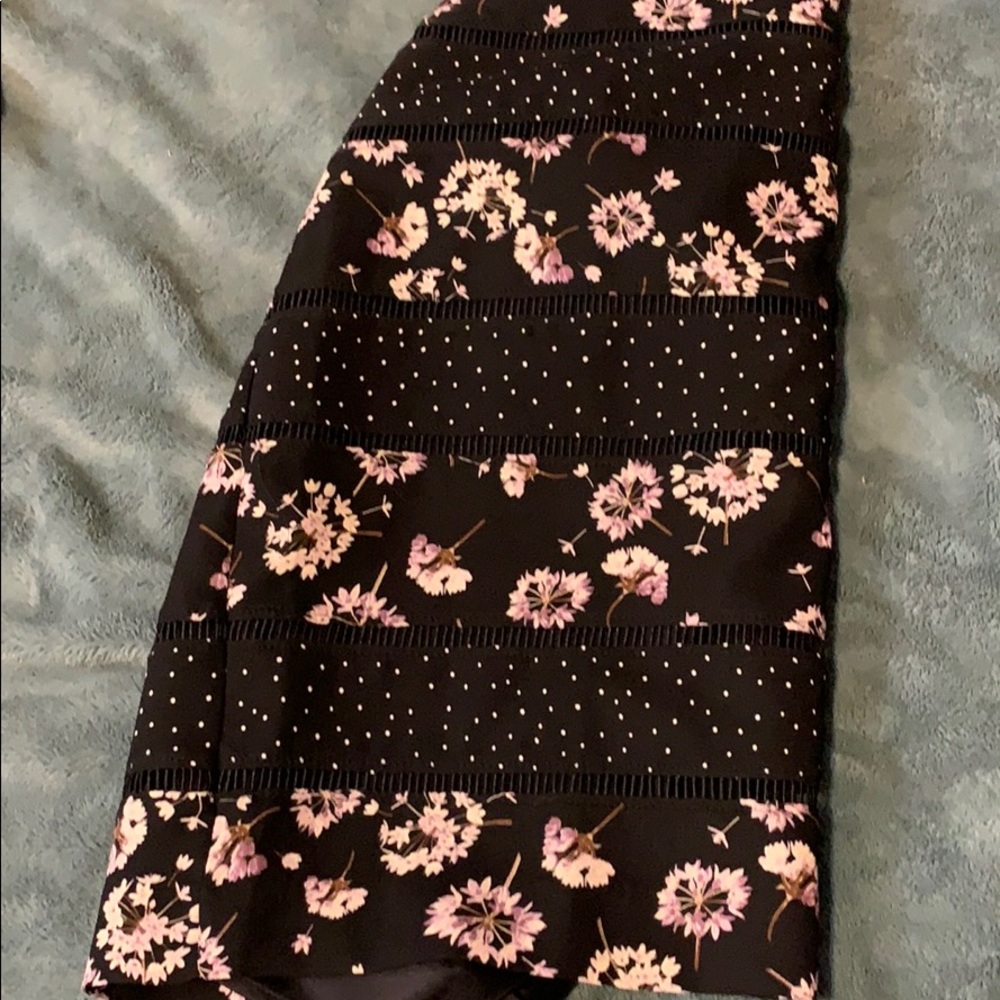 Floral print skirt. Size 8